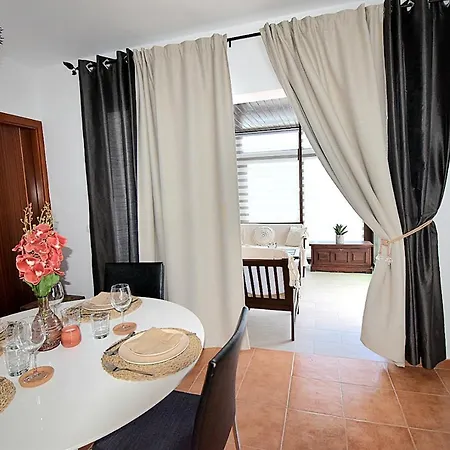 Carla 普拉亚布兰卡